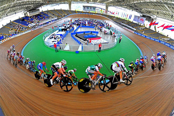 VAMOS POR EL PRIMER POLIDEPORTIVO Y VELODROMO DE LA COMUNA