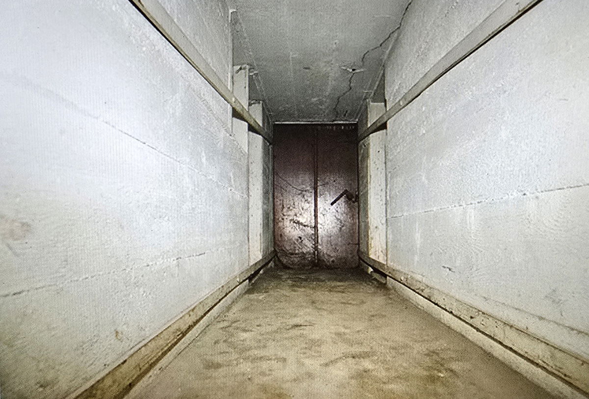 2025 Tunnel-corridor naar voorgevel Breullaan
