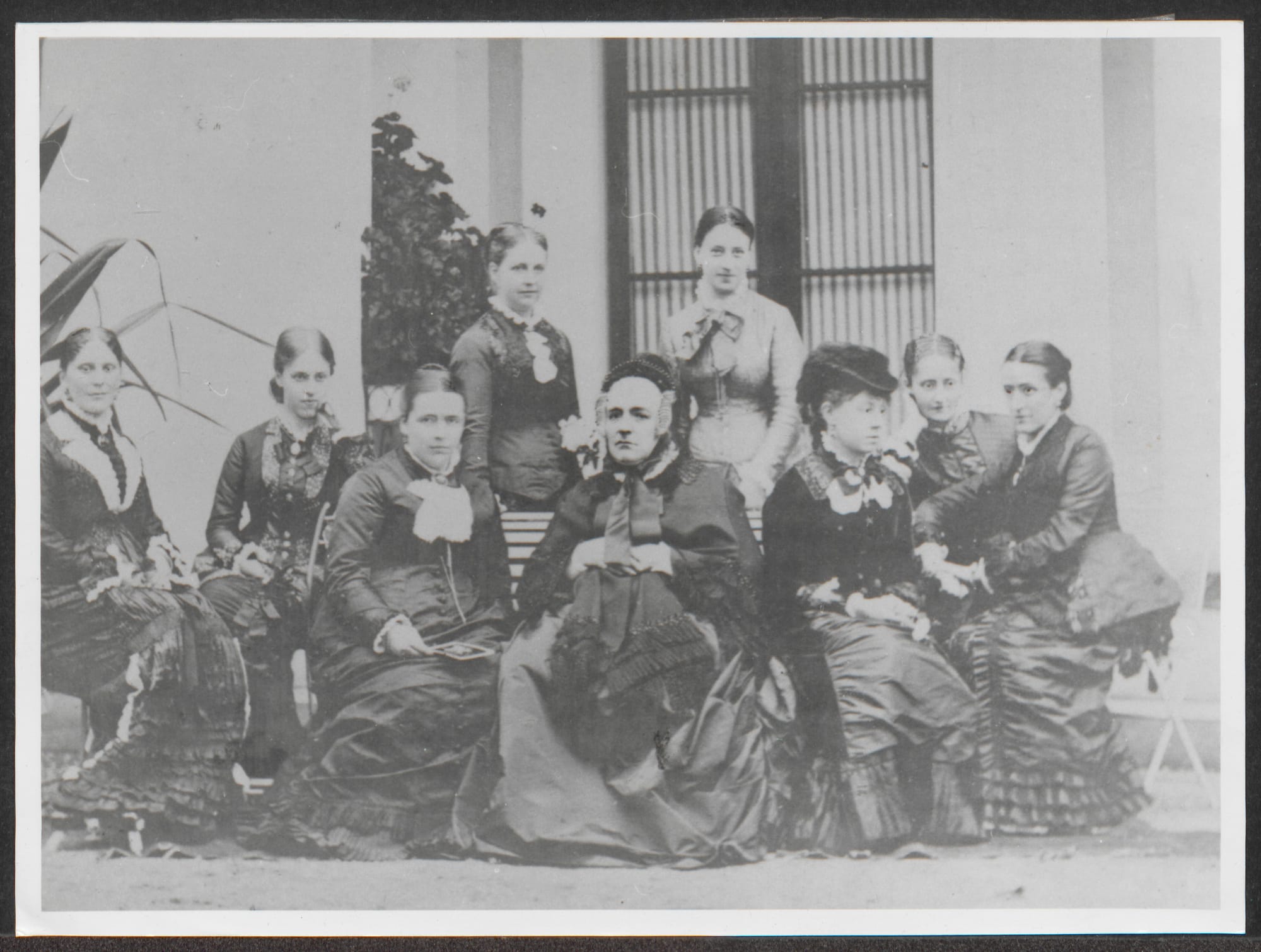 1880 Vrouwelijke familie De Beaufort, Zeister genootschap