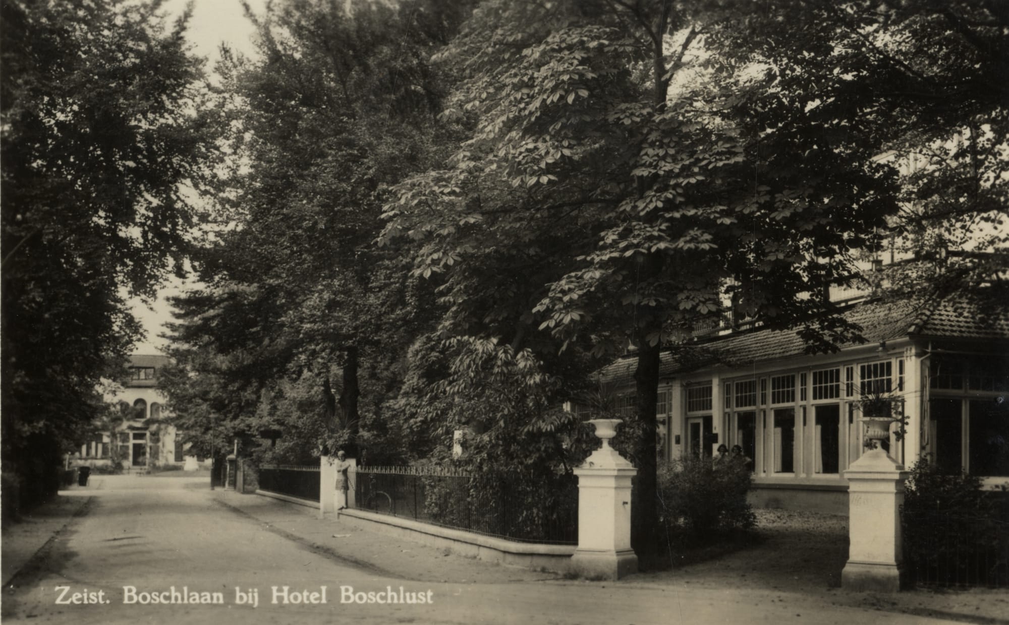 1946-1950 Boschlaan hoek naar Sixma-State