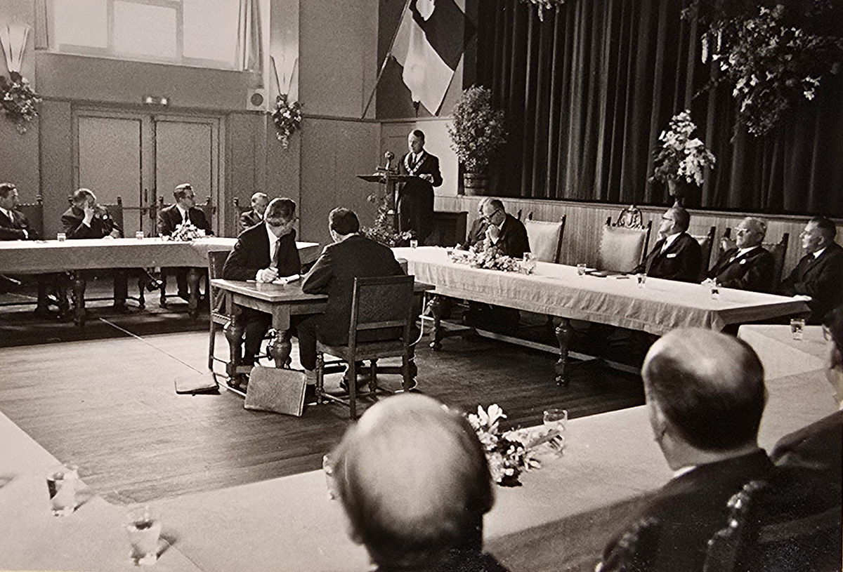 1968 INSTALLATIE burgem.  mr. dr. A.A.H. Stolk