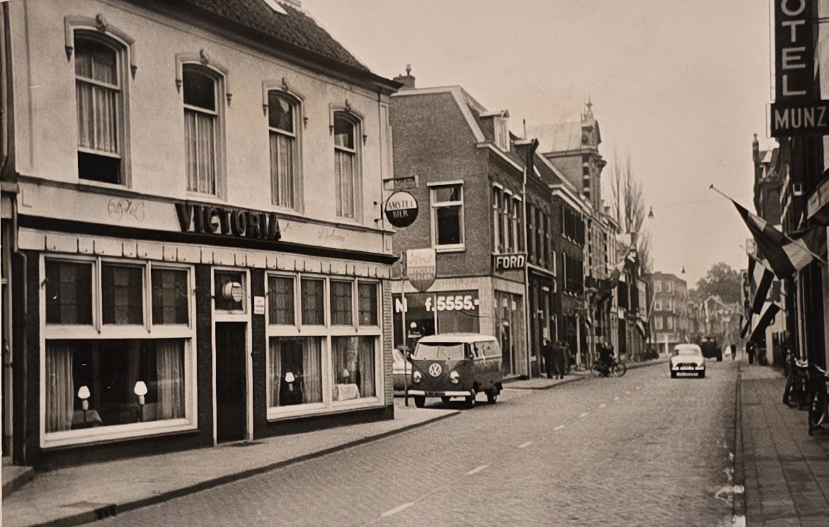 1962