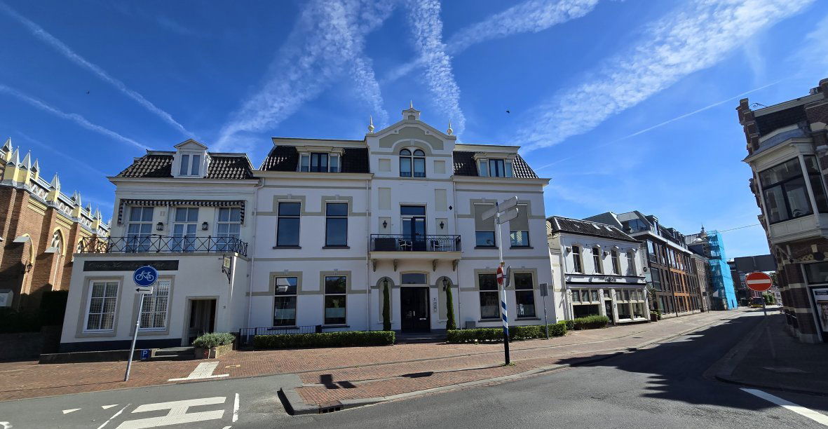 2025 Appartementengebouw Hof van Holland