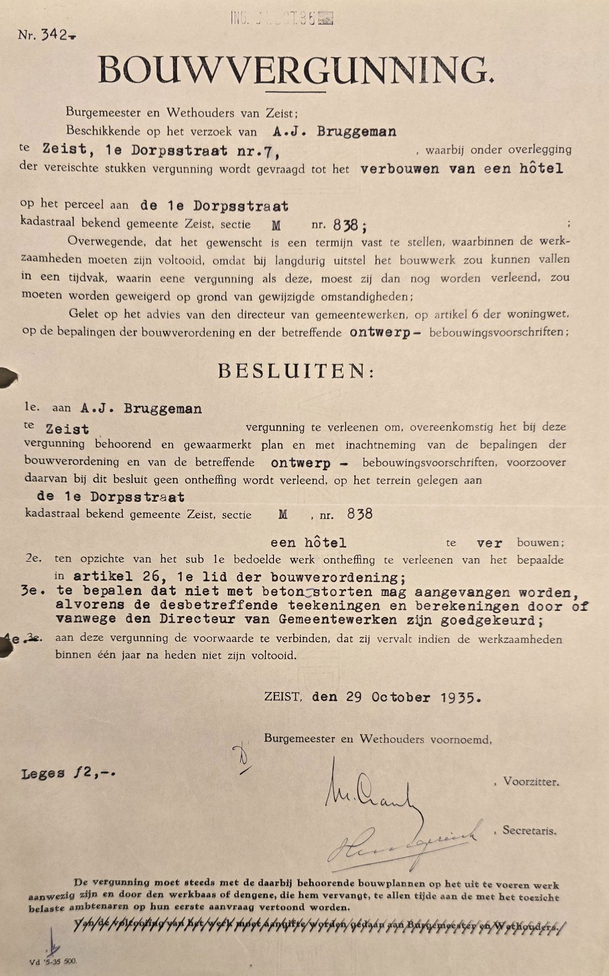 1935