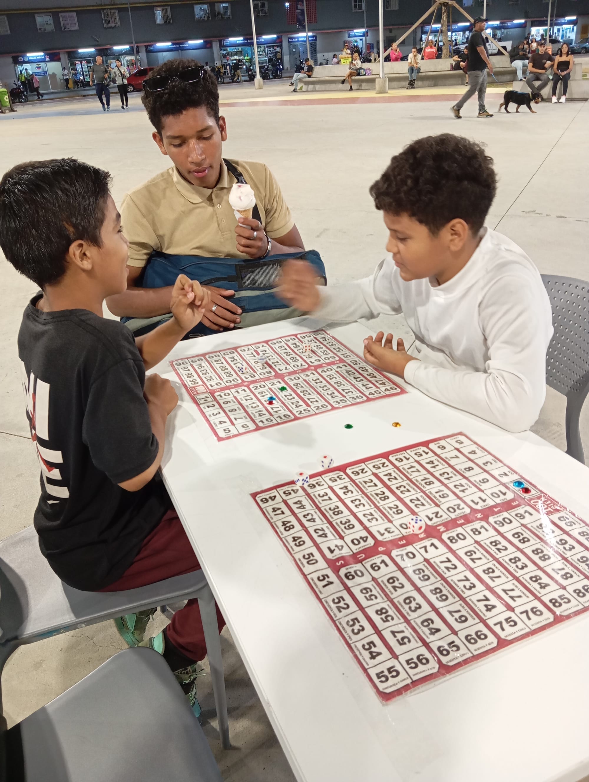 Con Alta atracción y conección, fusiona educación, ejercicio mental y entretenimiento de forma sencilla, efectiva y novedosa