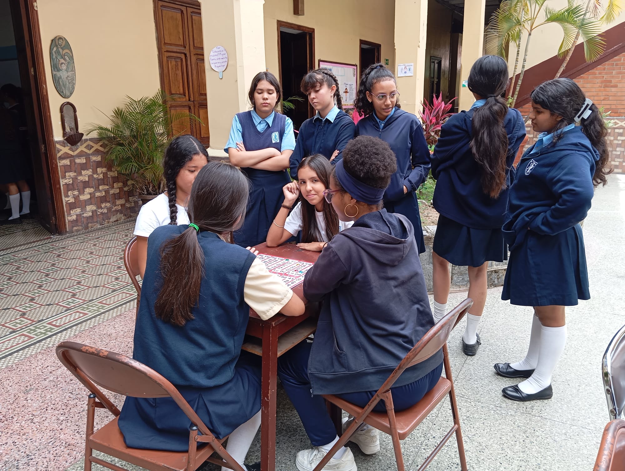 Con Alta atracción y conección, fusiona educación, ejercicio mental y entretenimiento de forma sencilla, efectiva y novedosa