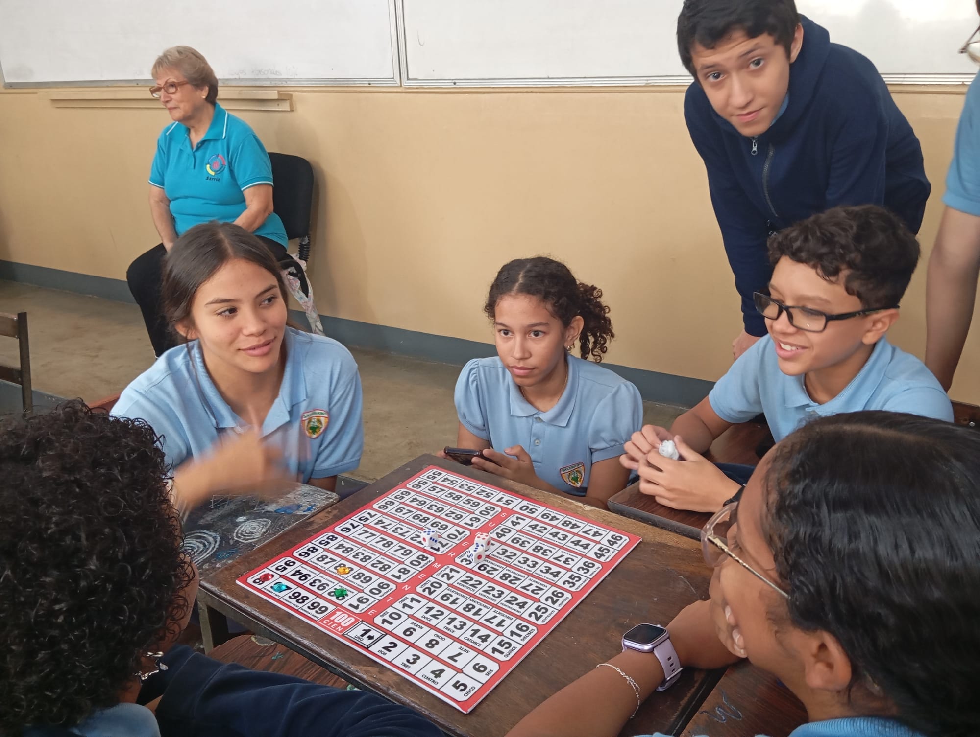 Con Alta atracción y conección, fusiona educación, ejercicio mental y entretenimiento de forma sencilla, efectiva y novedosa