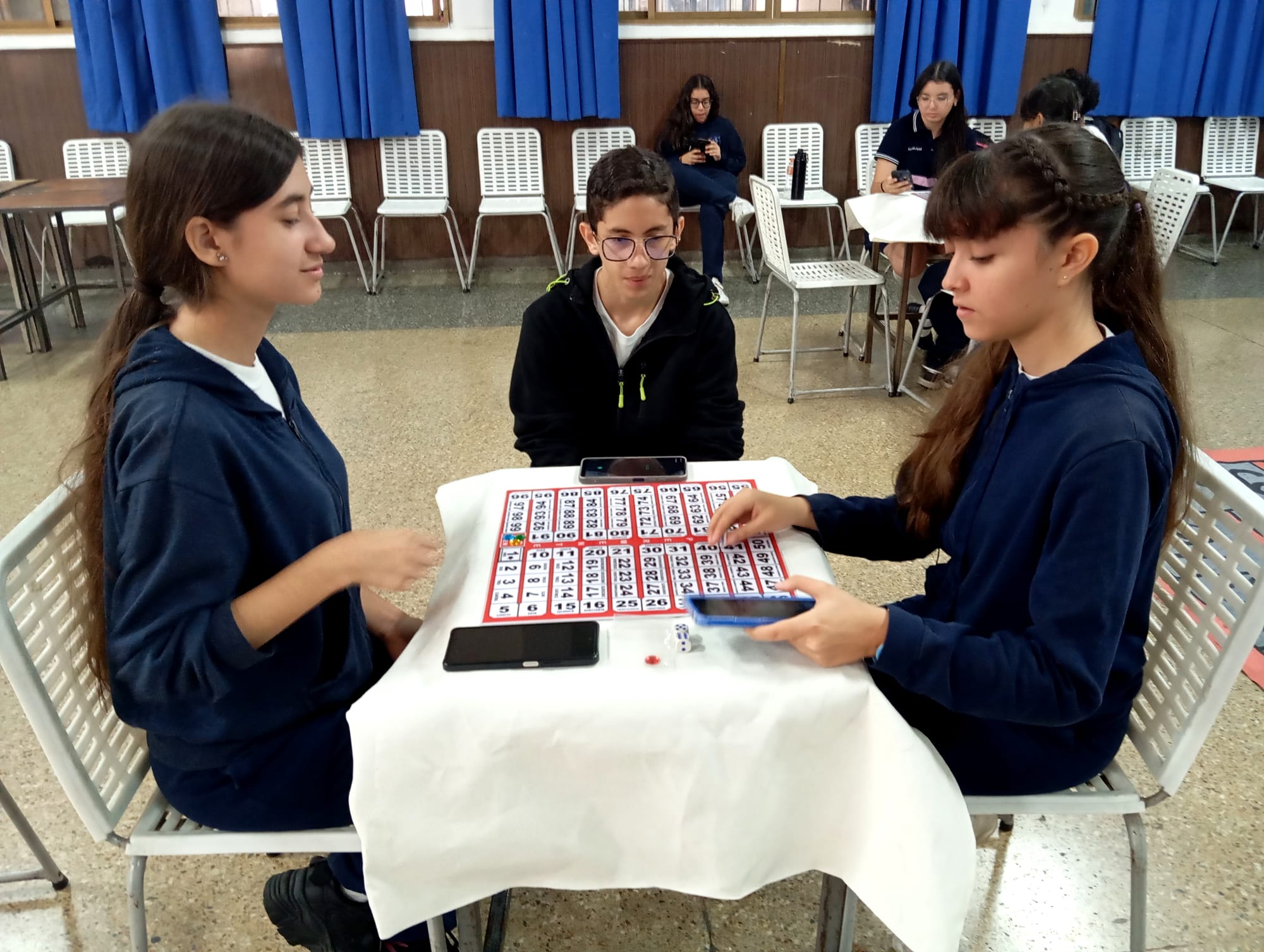 Con Alta atracción y conección, fusiona educación, ejercicio mental y entretenimiento de forma sencilla, efectiva y novedosa