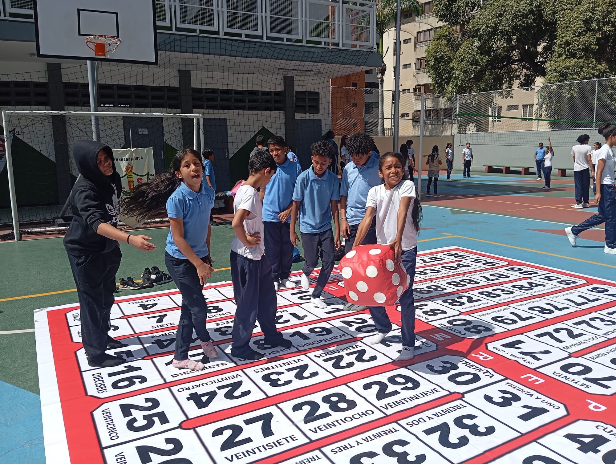 Con Alta atracción y conección, fusiona educación, ejercicio mental y entretenimiento de forma sencilla, efectiva y novedosa