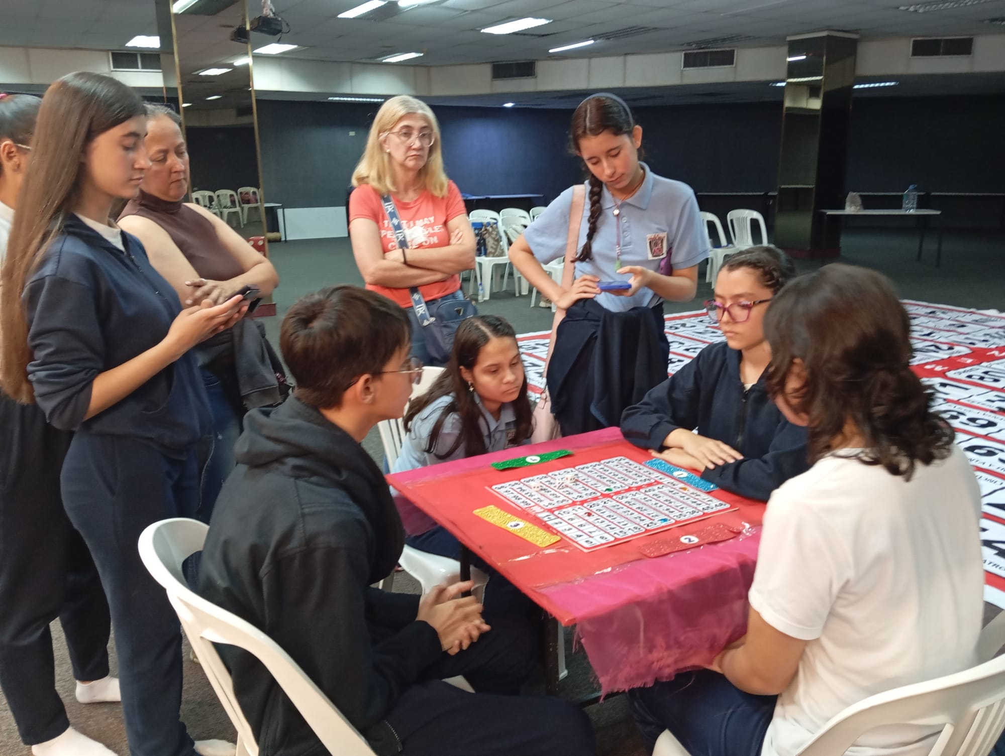 Con Alta atracción y conección, fusiona educación, ejercicio mental y entretenimiento de forma sencilla, efectiva y novedosa