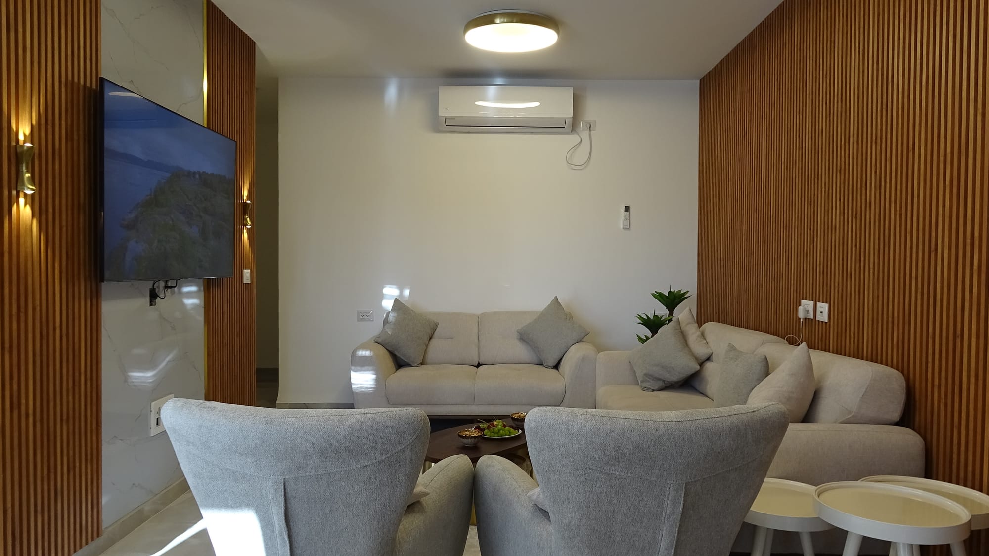 BASIC HOUSE - SHEFA-AMR