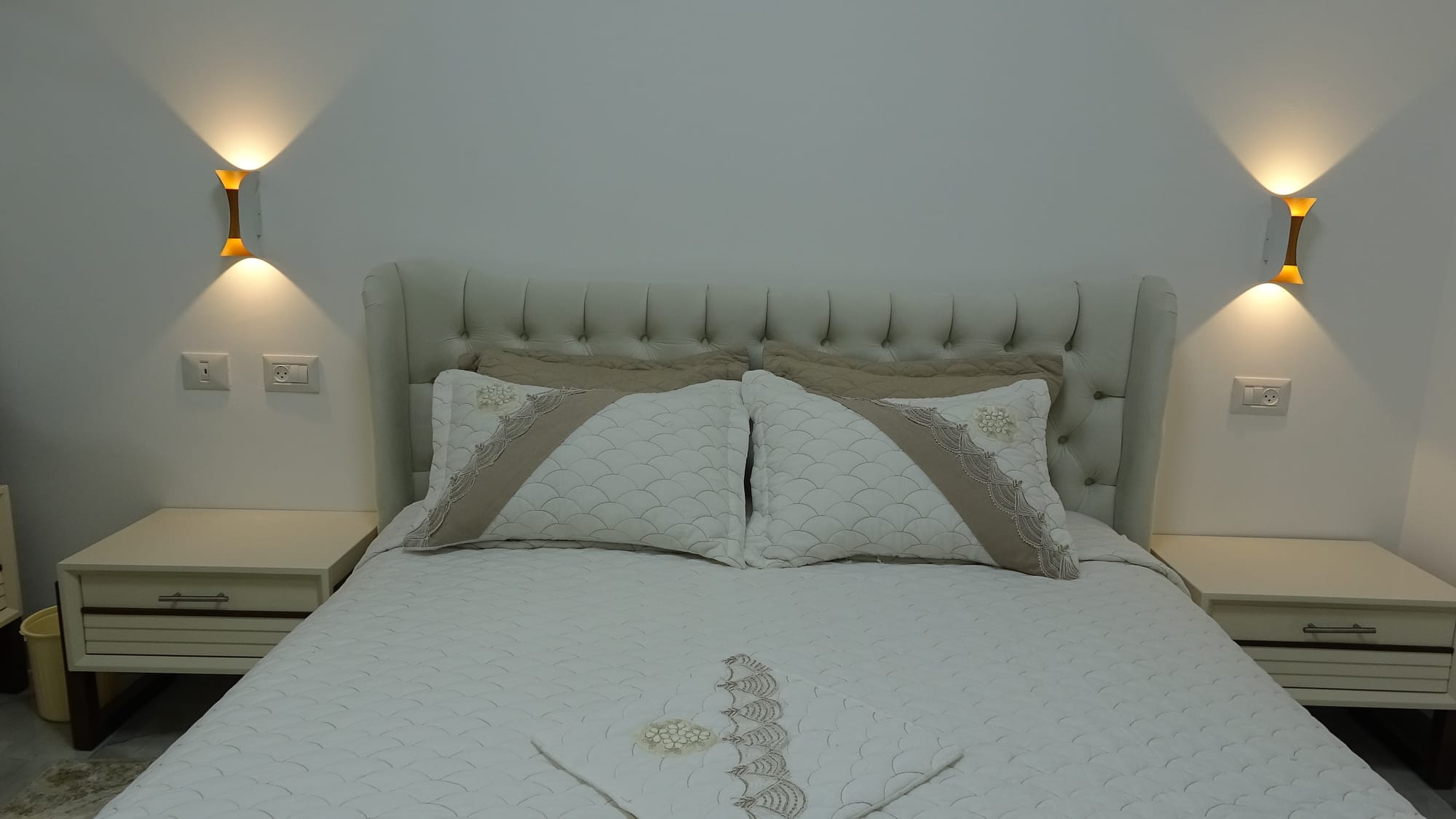 BASIC HOUSE - SHEFA-AMR