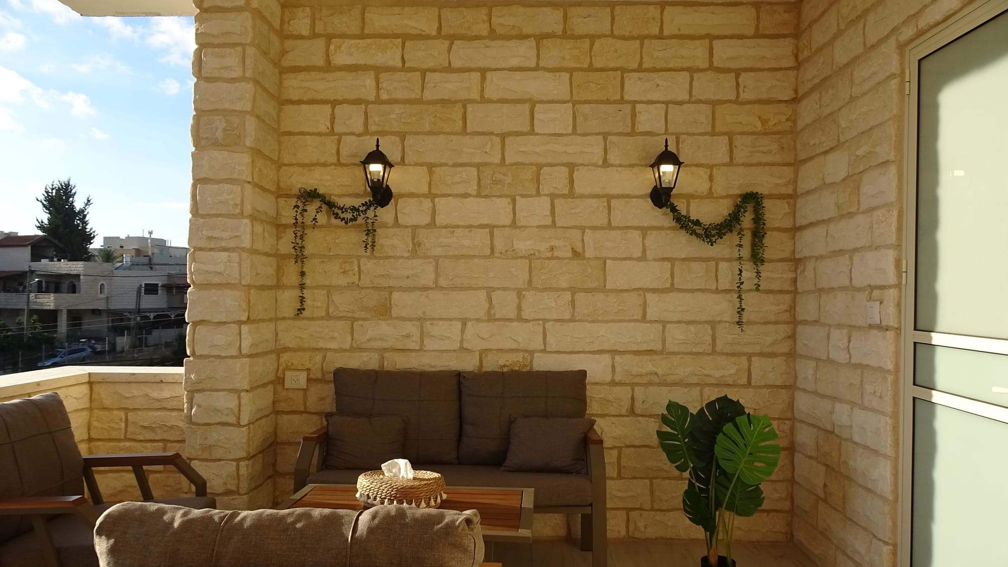 BASIC HOUSE - SHEFA-AMR