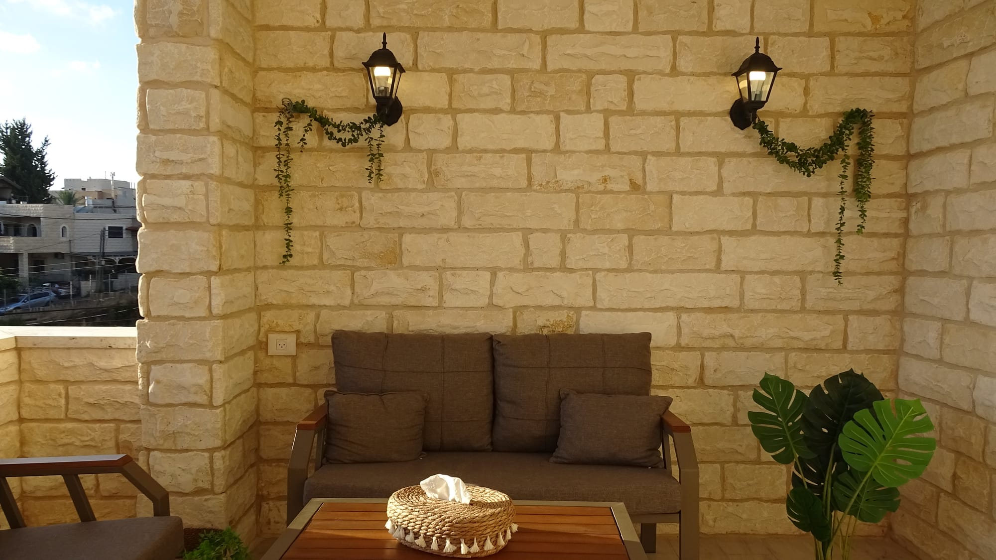 BASIC HOUSE - SHEFA-AMR