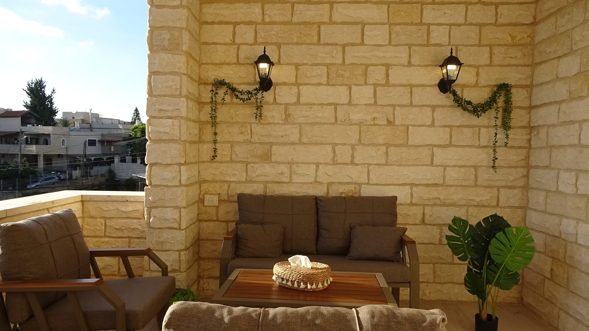 BASIC HOUSE - SHEFA-AMR