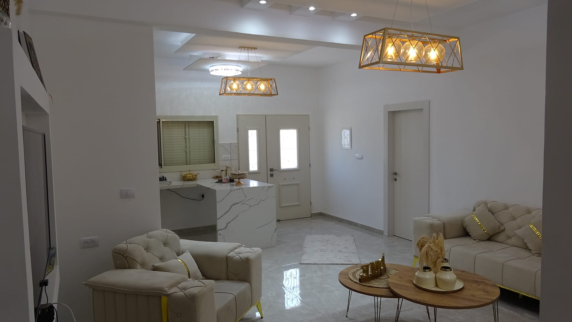 CLASSIC HOUSE - EVELIN