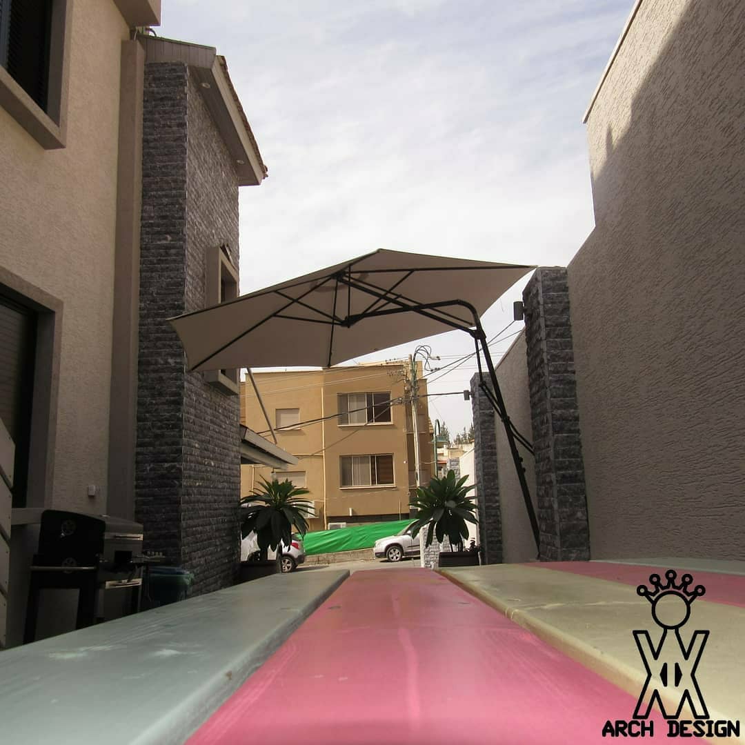 GRAY STONE HOUSE - SHEFA-AMR