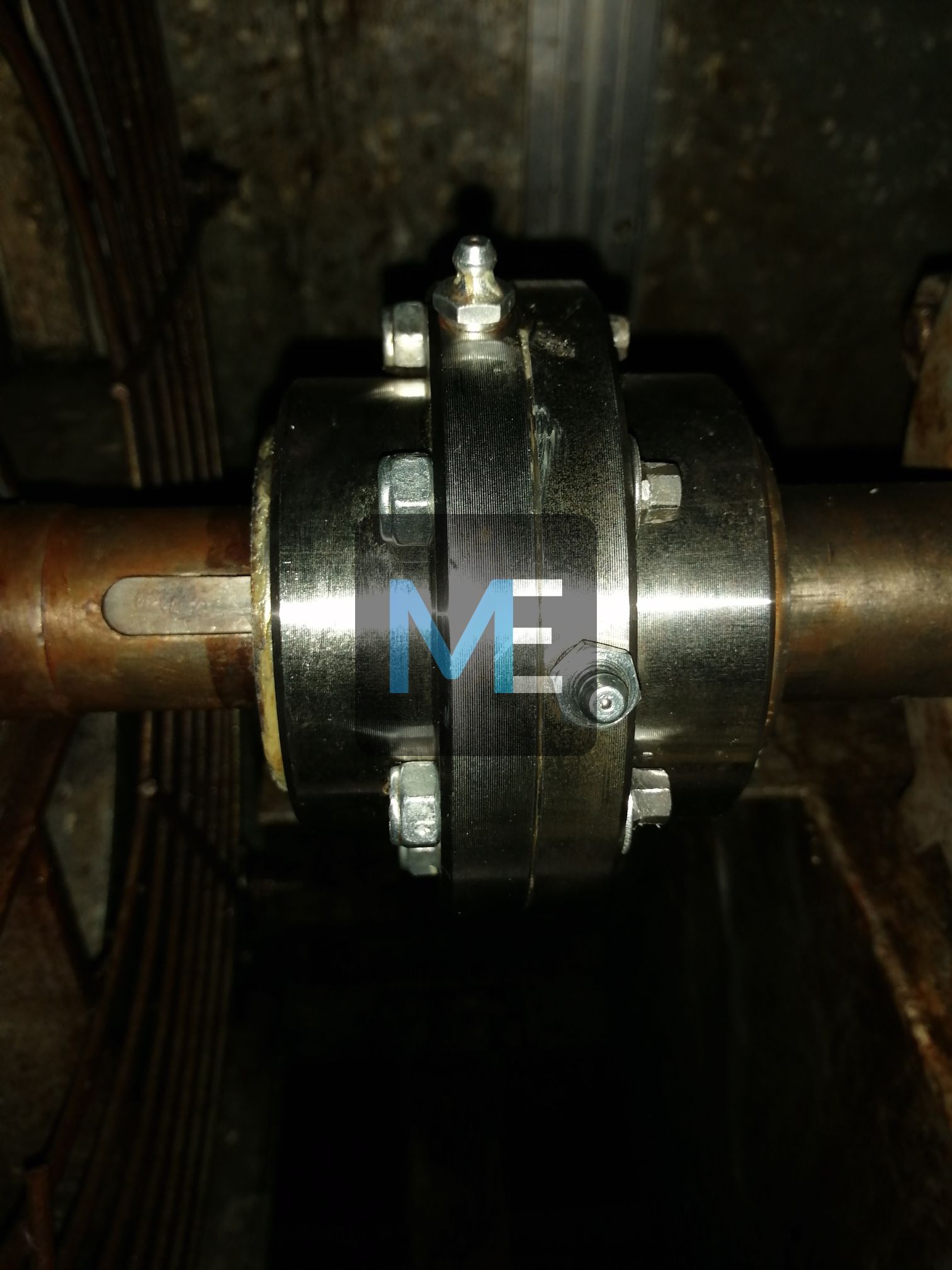 Repair of a fan with an autonomous cooling station