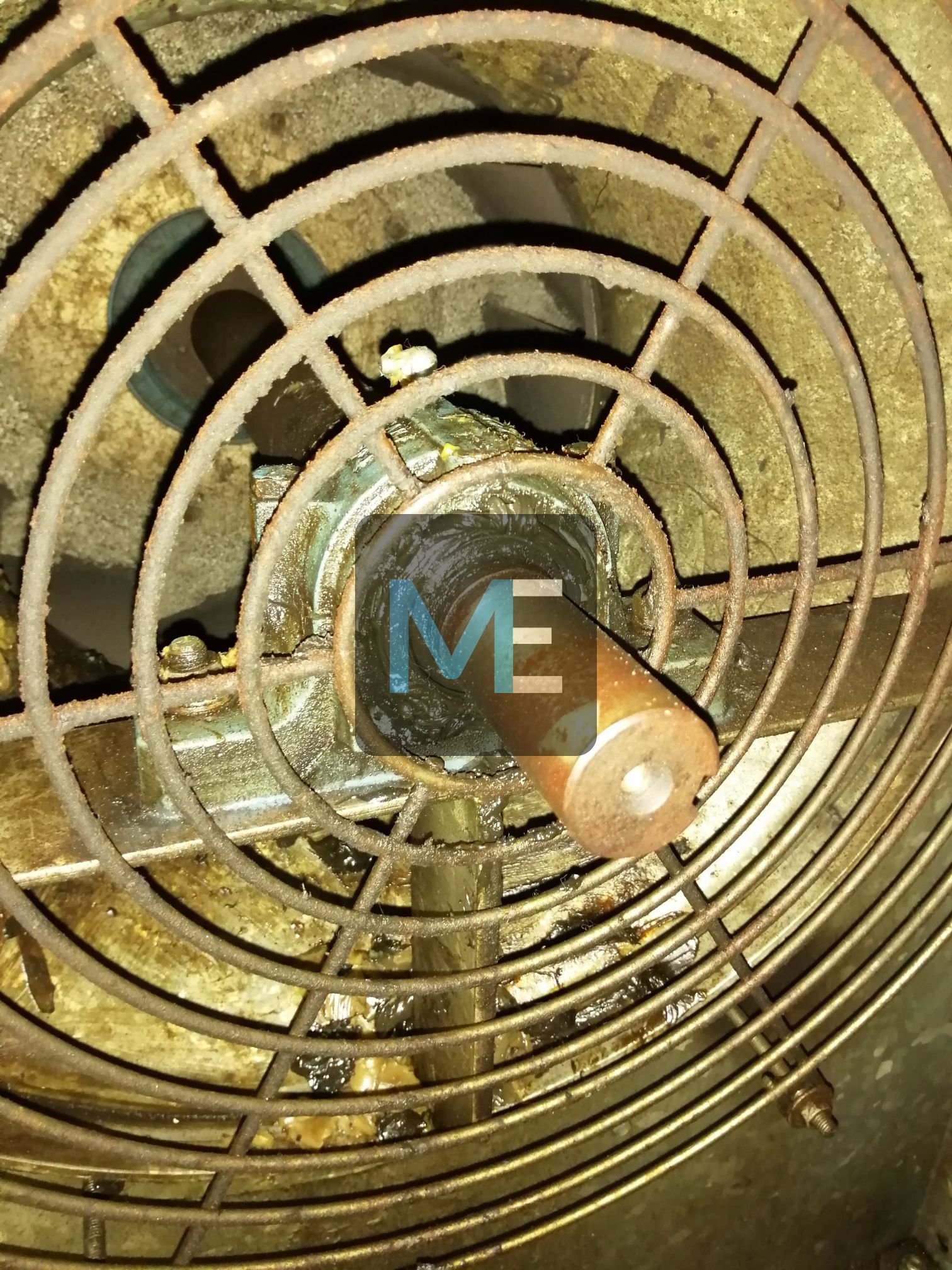 Repair of a fan with an autonomous cooling station