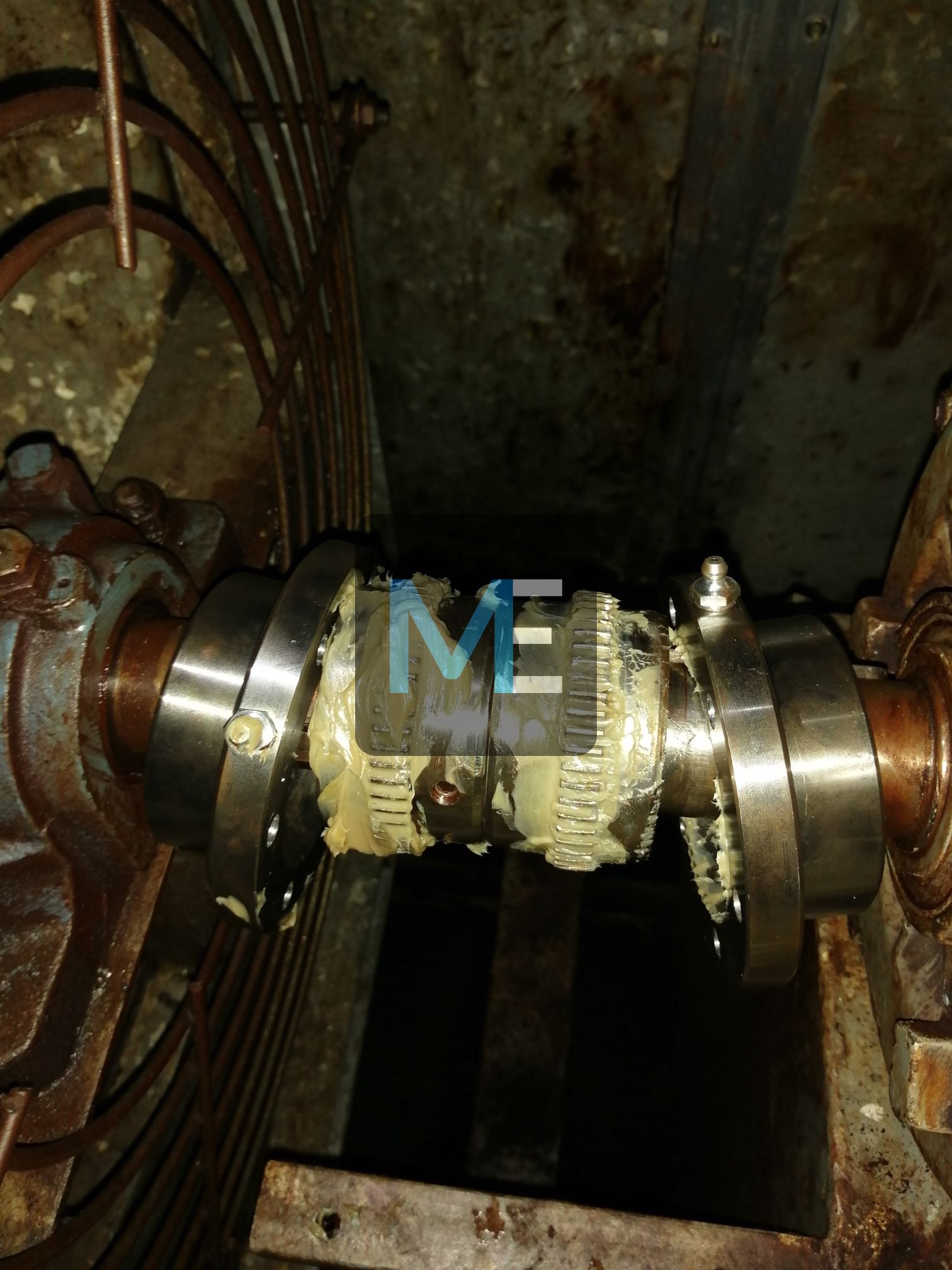 Repair of a fan with an autonomous cooling station