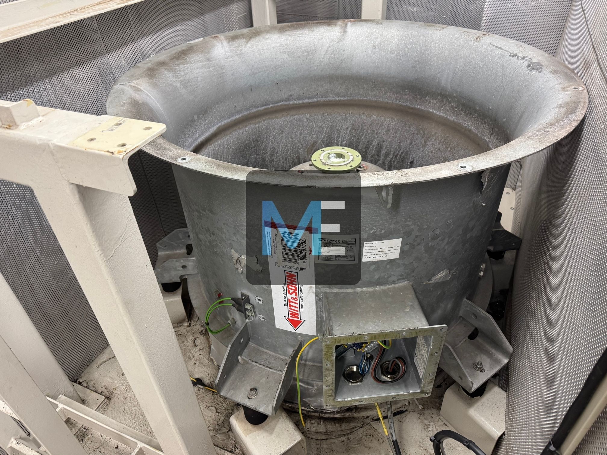 Major repair of the discharge fan for the engine room