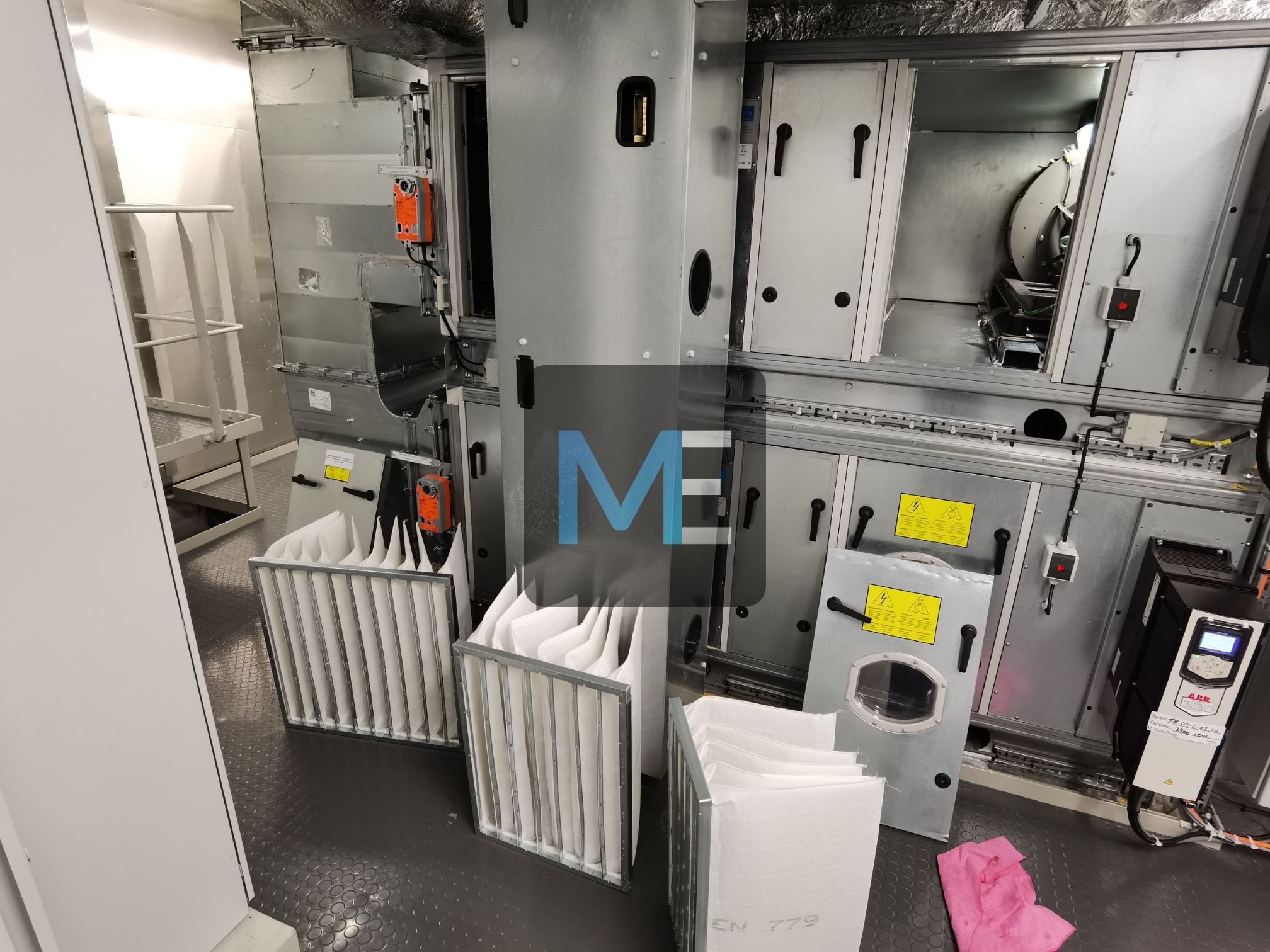 Full service of air conditioning cameras for Hotels, Commercial premises, Factories and industrial enterprises, Yachts and Ships.