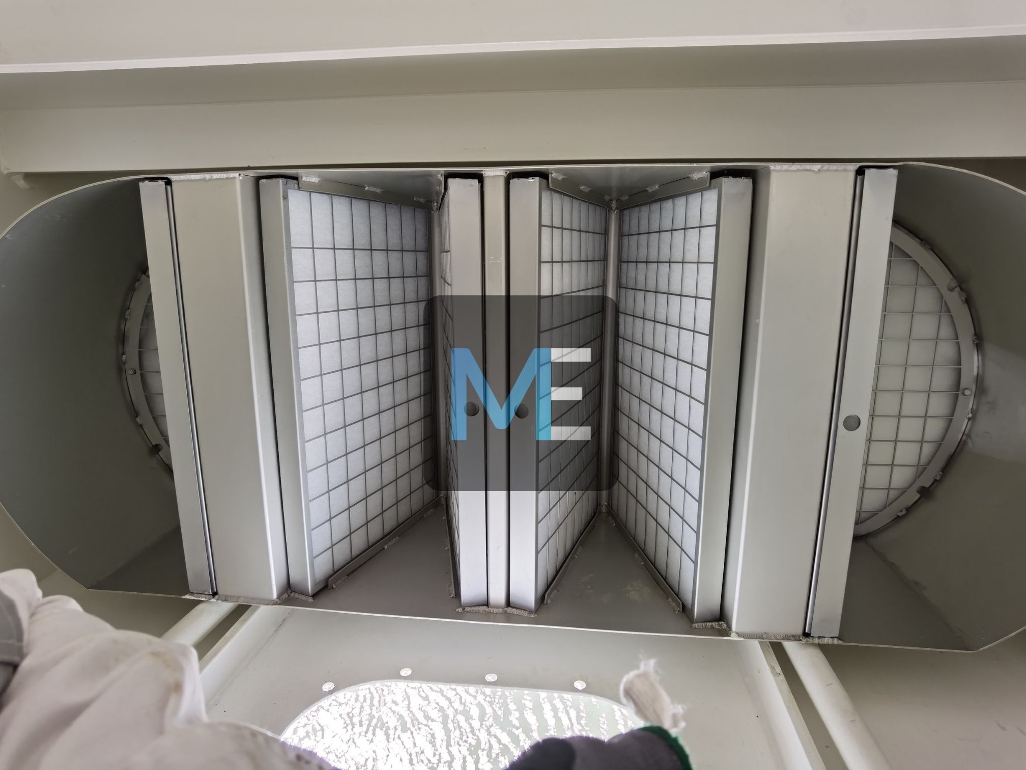 Full service of air conditioning cameras for Hotels, Commercial premises, Factories and industrial enterprises, Yachts and Ships.