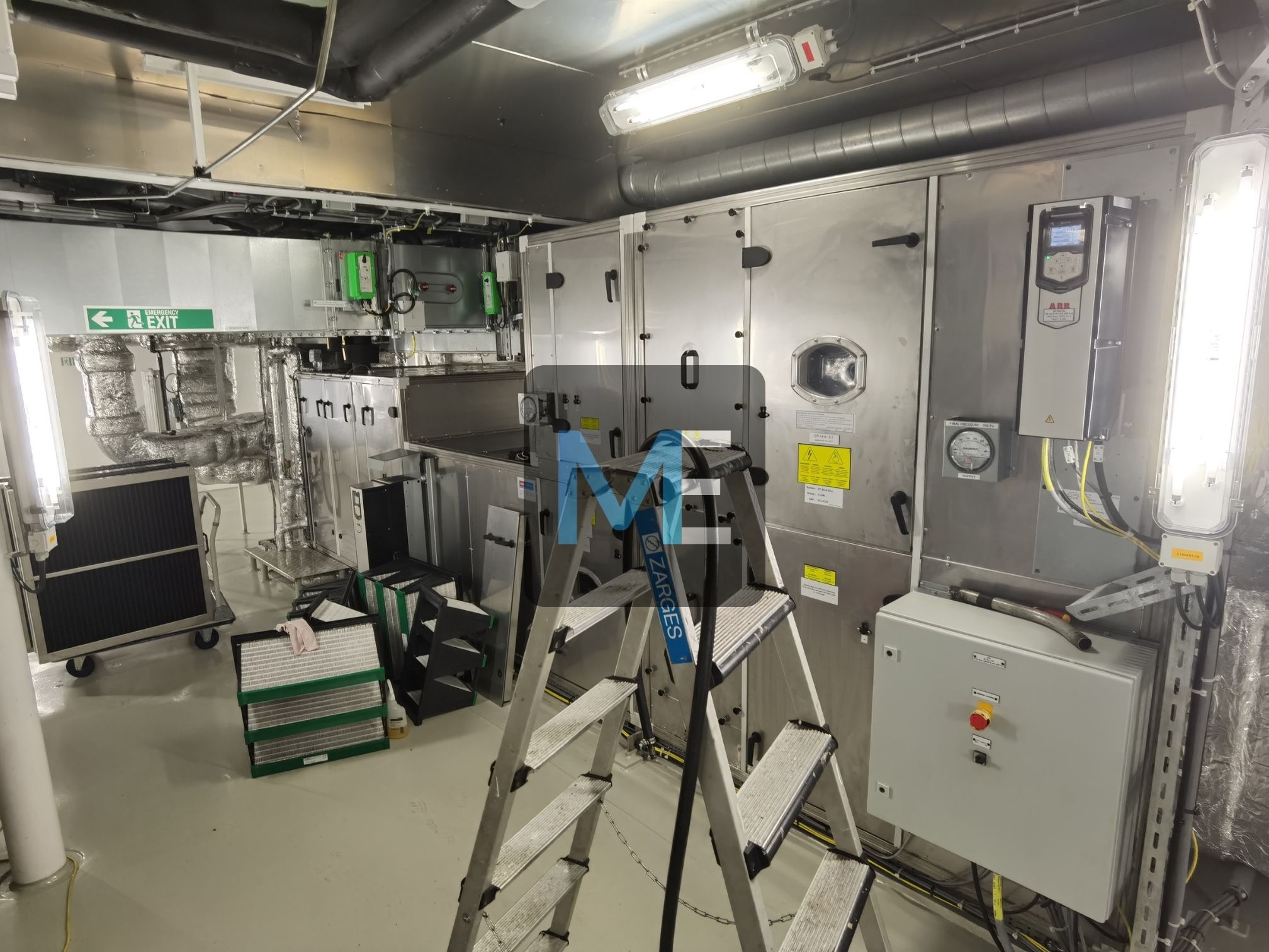 Full service of air conditioning cameras for Hotels, Commercial premises, Factories and industrial enterprises, Yachts and Ships.