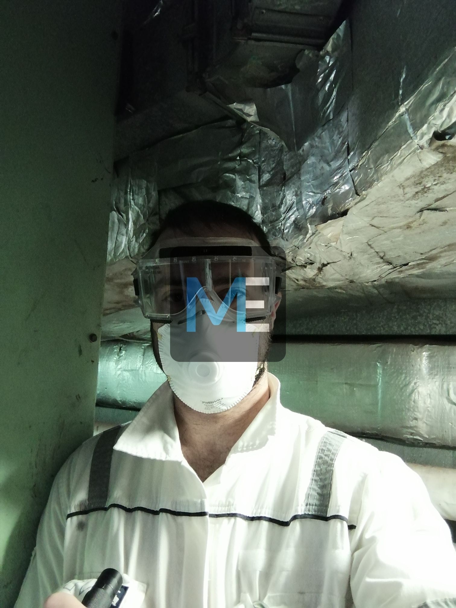 Cleaning of heat exchangers for air conditioning chambers