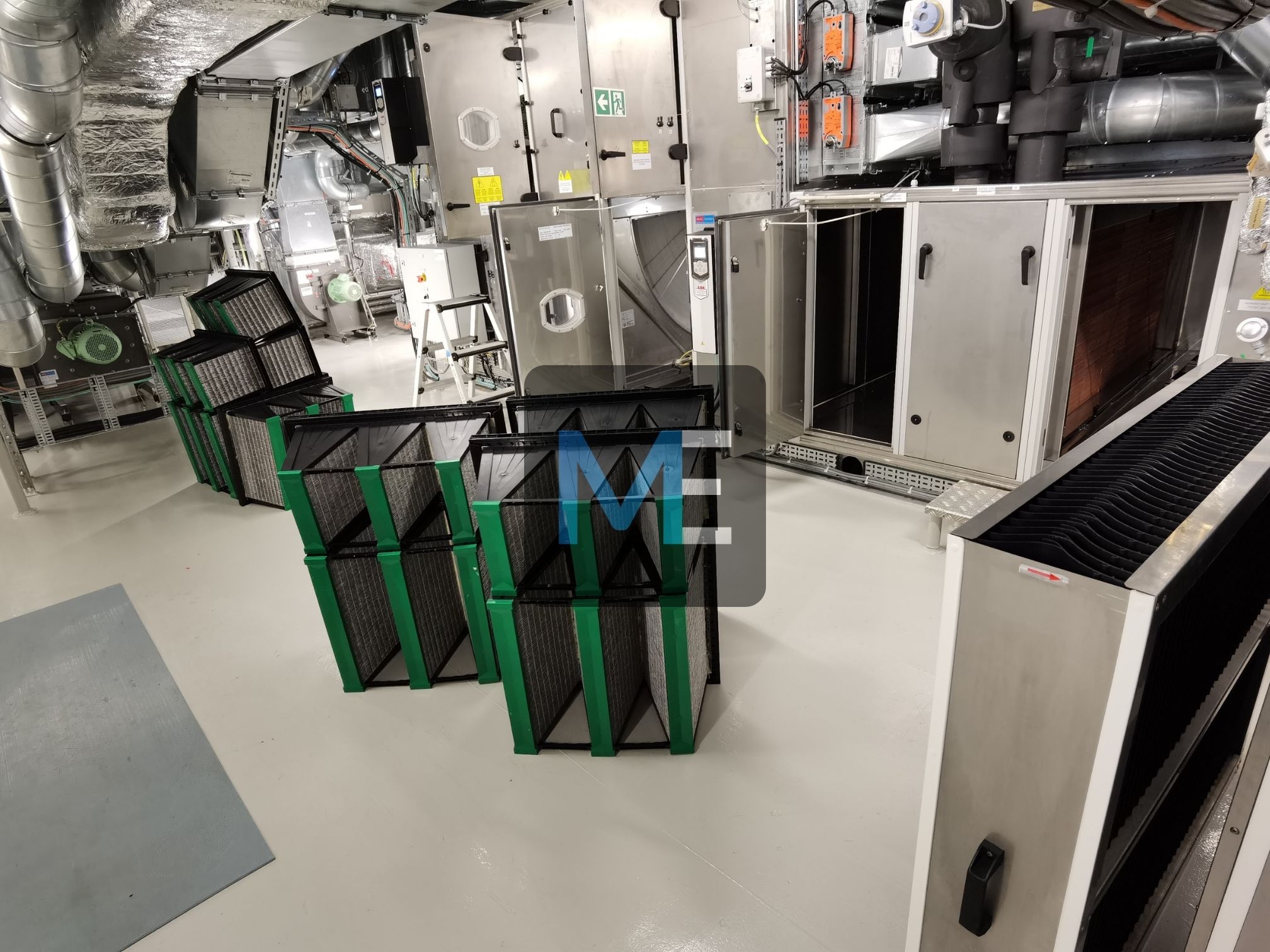 Full service of air conditioning cameras for Hotels, Commercial premises, Factories and industrial enterprises, Yachts and Ships.