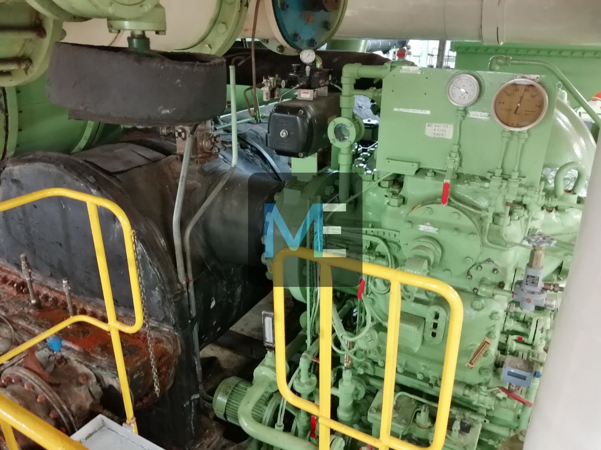 Centrifugal chillers Carrier 17 M