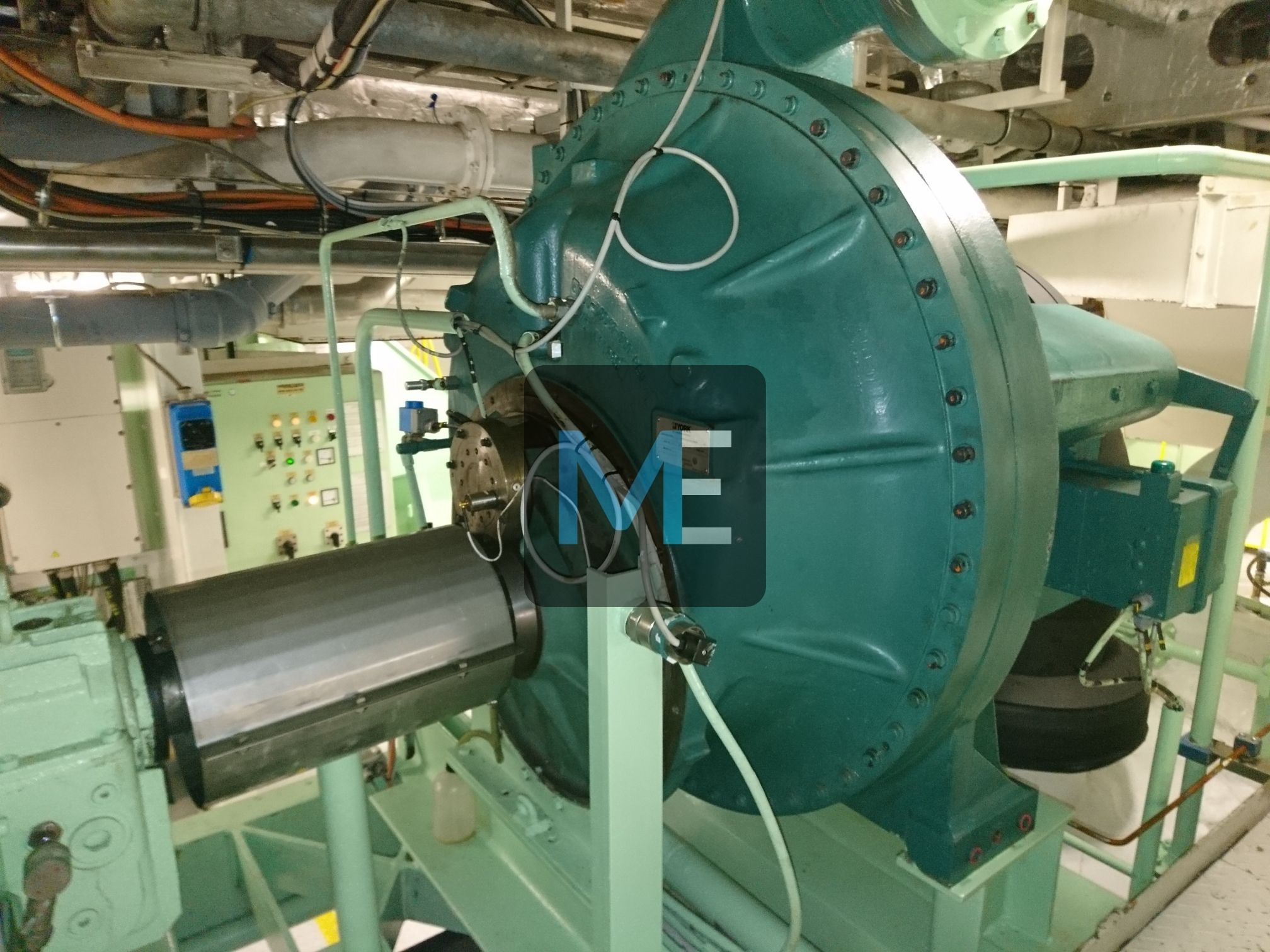 Centrifugal chillers YORK YK