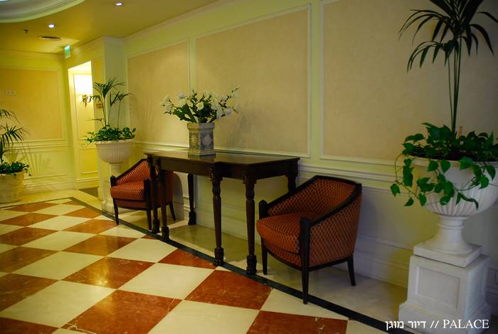 פאלאס-דיור-מוגן