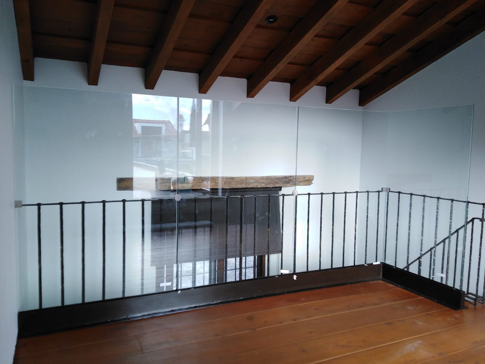 Pasamanos en vidrio templado