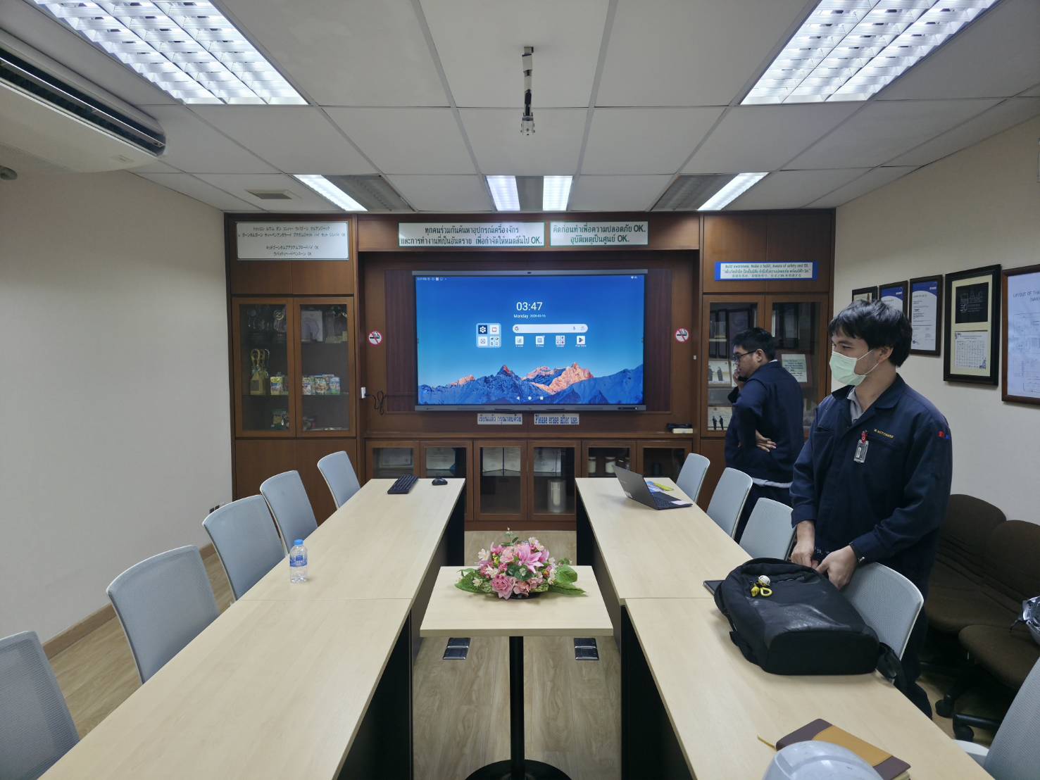 งานติดตั้งจอ บริษัท ไทยโทเรซินเทติคส์ จำกัด (TTS)