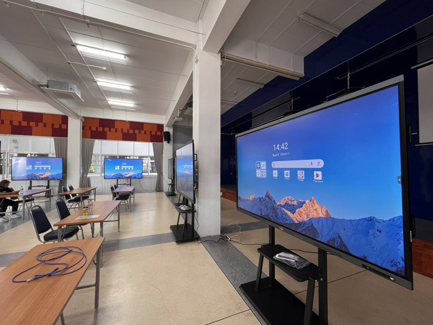 งานติดตั้งจอ โรงเรียนสารสาสน์