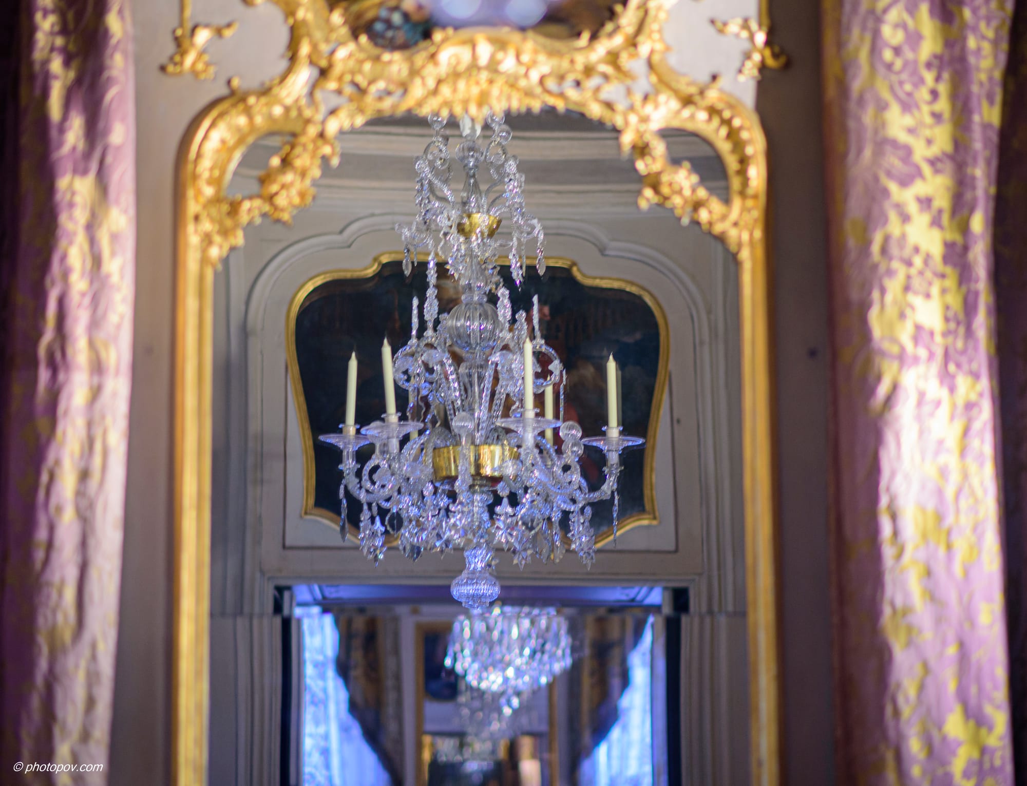 תמונות איכות מקוריות להדפסה בגדלים שונים, חלקן במהדורה מוגבלת. 