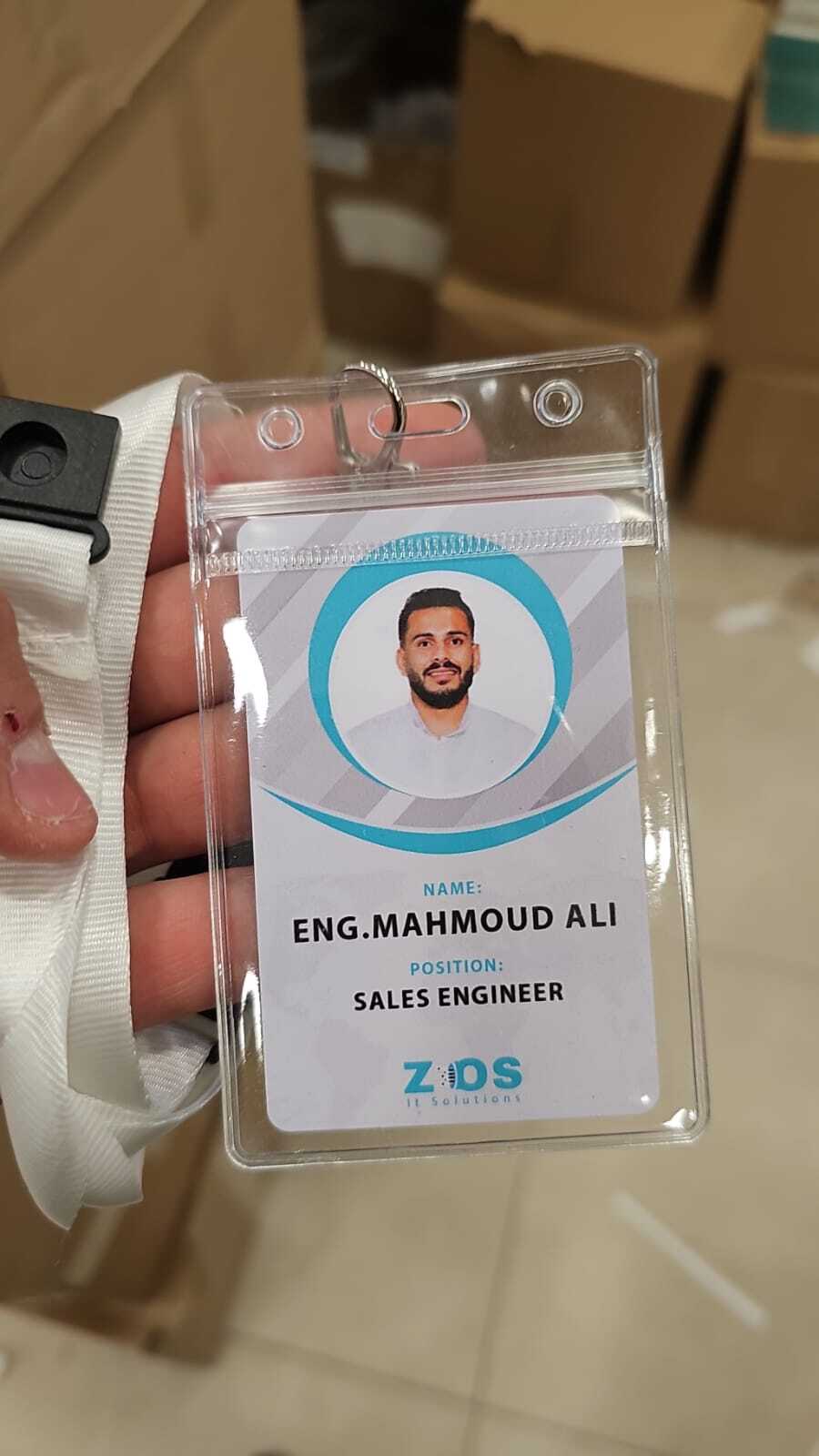 بطاقات تعريف شخصية