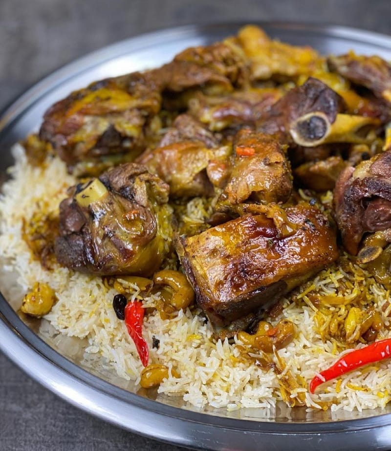 لحم محمر مع الارز