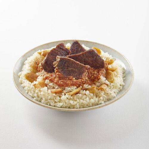 فتة لحمة محمرة