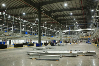 Lap den Highbay: Giai phap chieu sang toi uu cho khong gian nha xuong