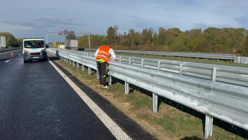 Szalagkorlàt szerelés