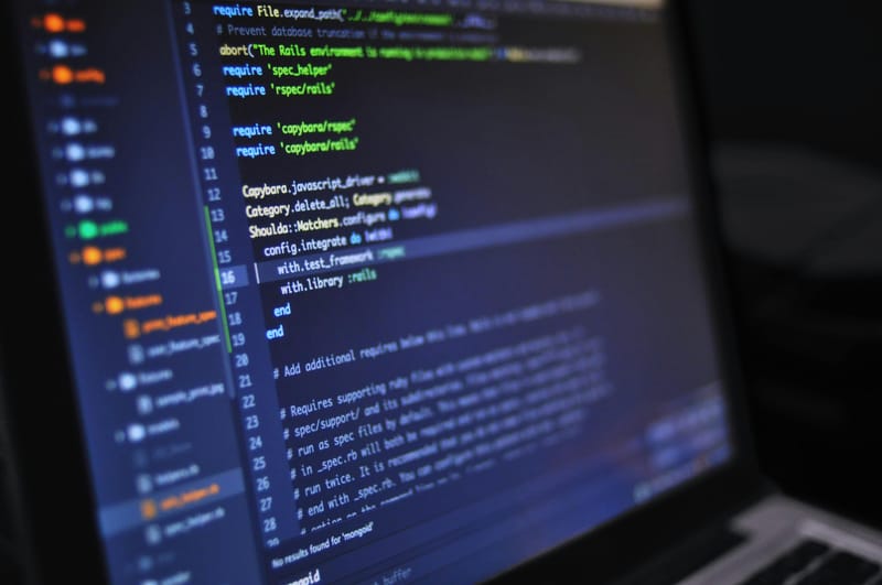 Formación, Capacitaciones y Desarrollo de Software