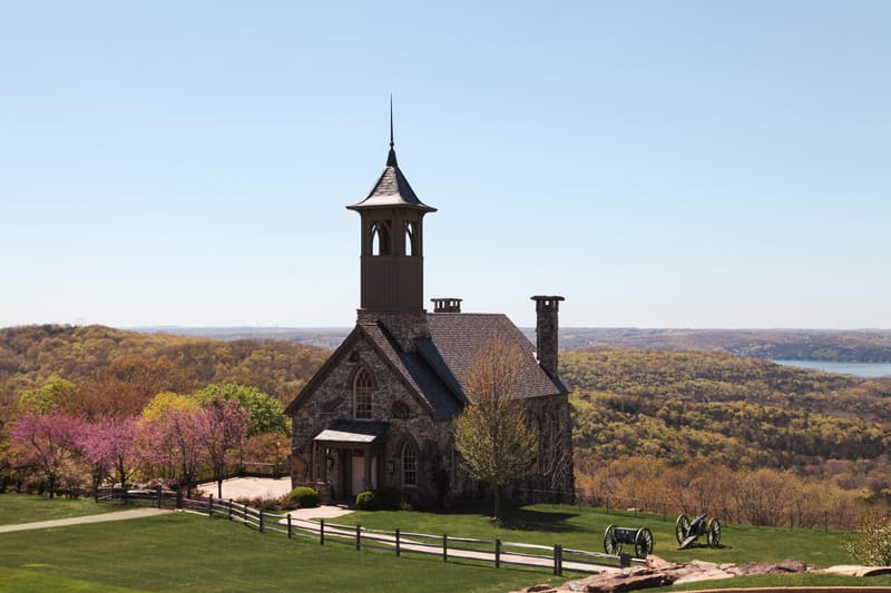 9 Tips for Building a Strong Prayer Life With Support From Mt Carmel Church of Ozark