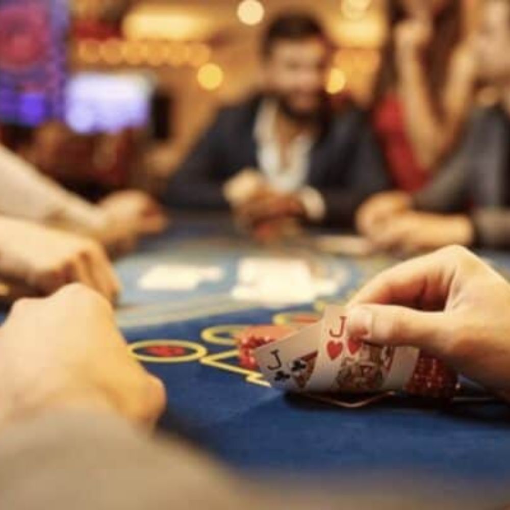 Cách Ứng Dụng Bluff Trong Bài Poker Hiệu Quả