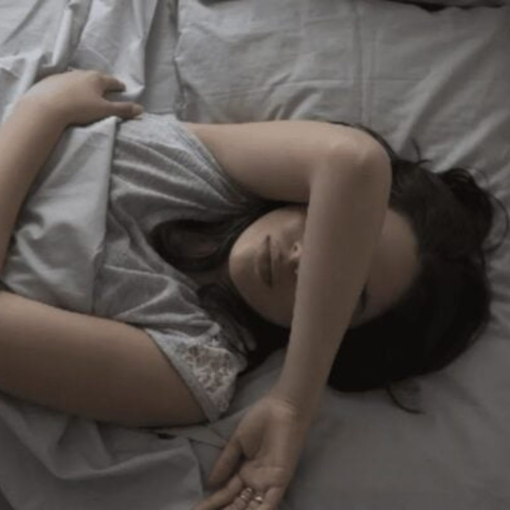 Nằm Mơ Thấy Đàn Ông Chết Đánh Số Gì? Giải Mã Giấc Mơ Chính Xác