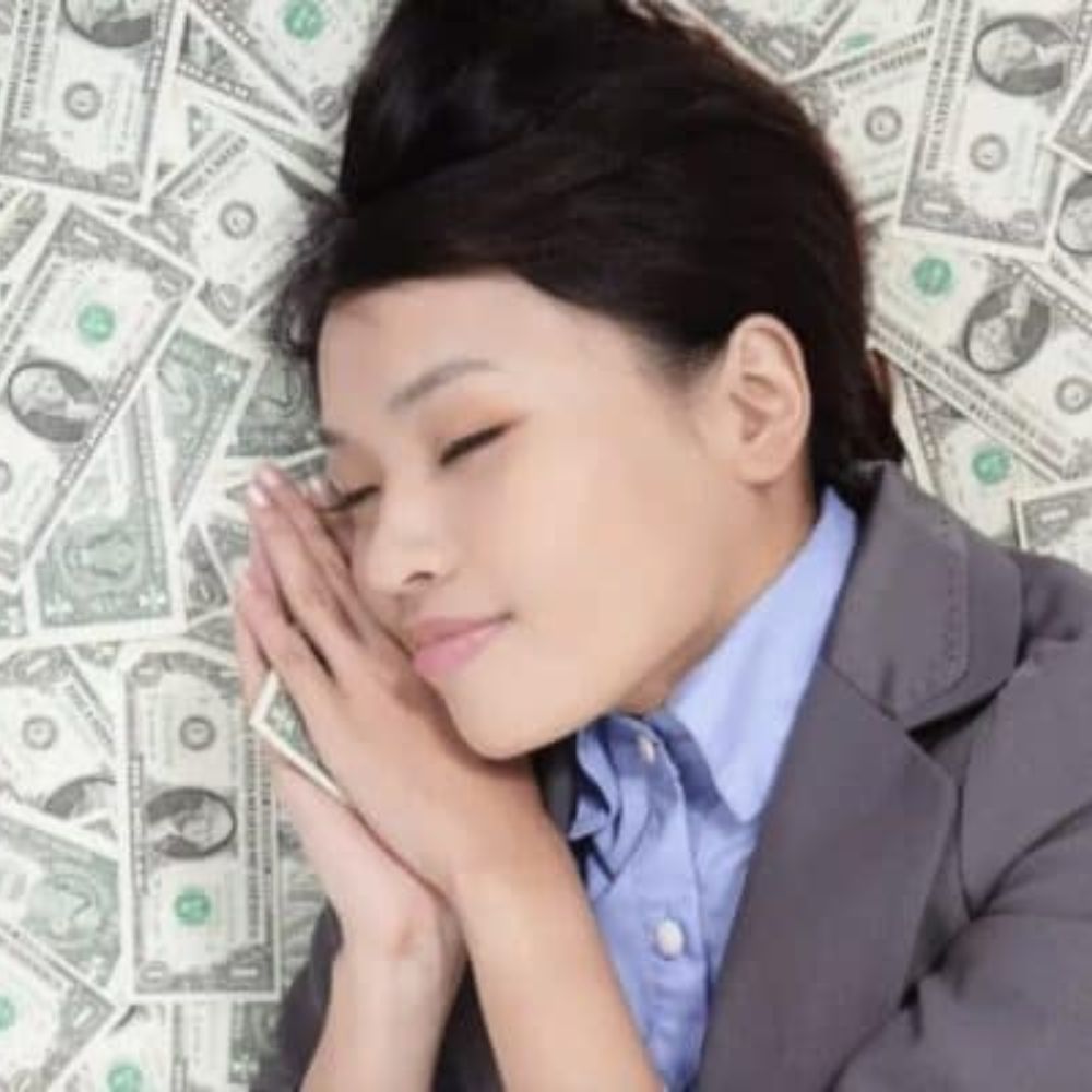 Nằm Mơ Thấy Rất Nhiều Tiền Đánh Lô Gì? Giải Mã Giấc Mơ Chi Tiết