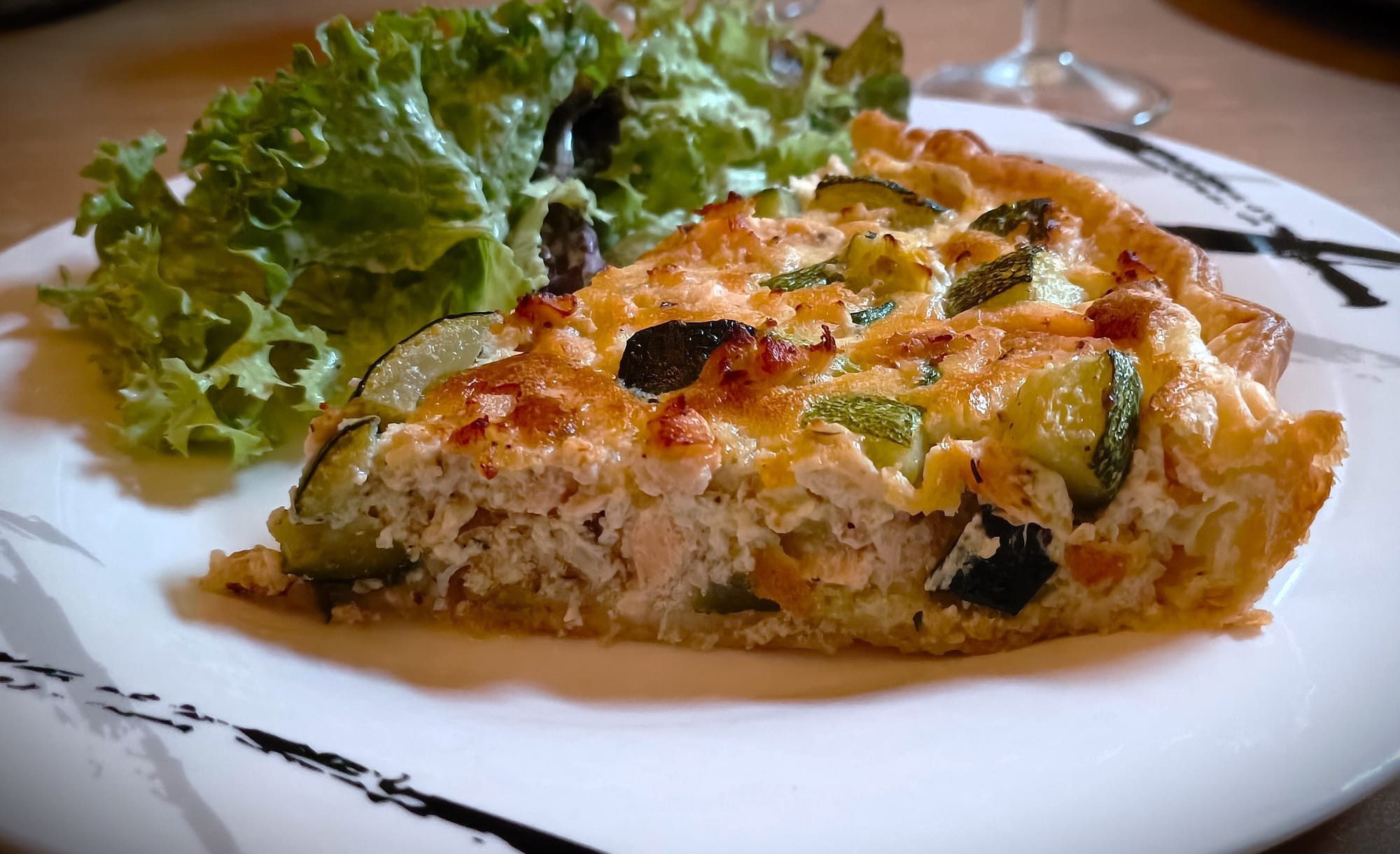Tarte au saumon frais et aux courgettes