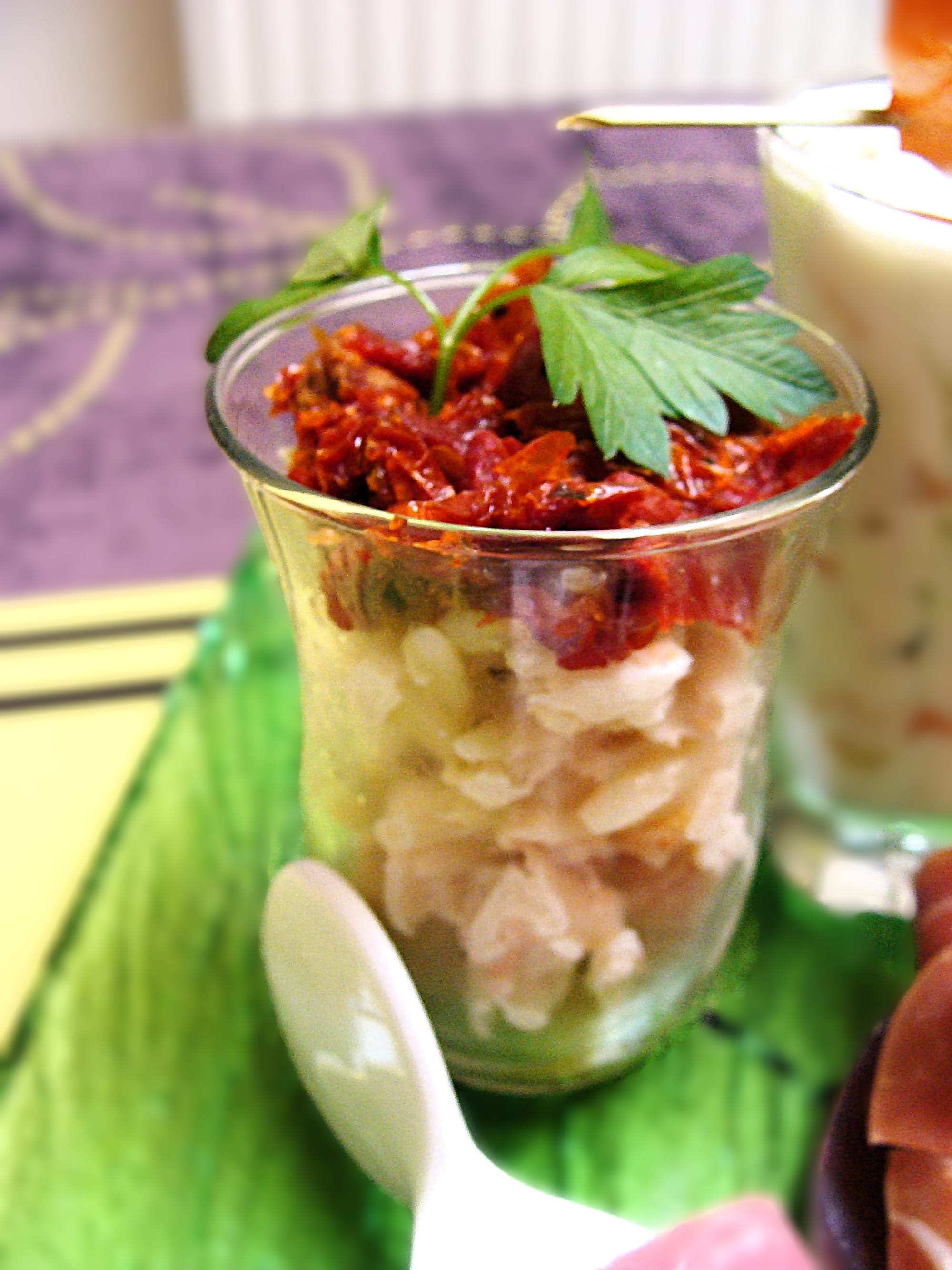 Verrine crabe, coeur d'artichaut et tomate séchée