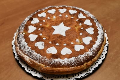 Tarte frangipane aux pommes/aux abricots